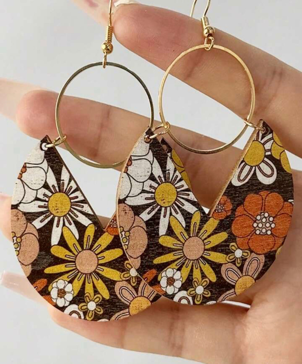 Wooden Floral Pattern Geometric Drop Earrings